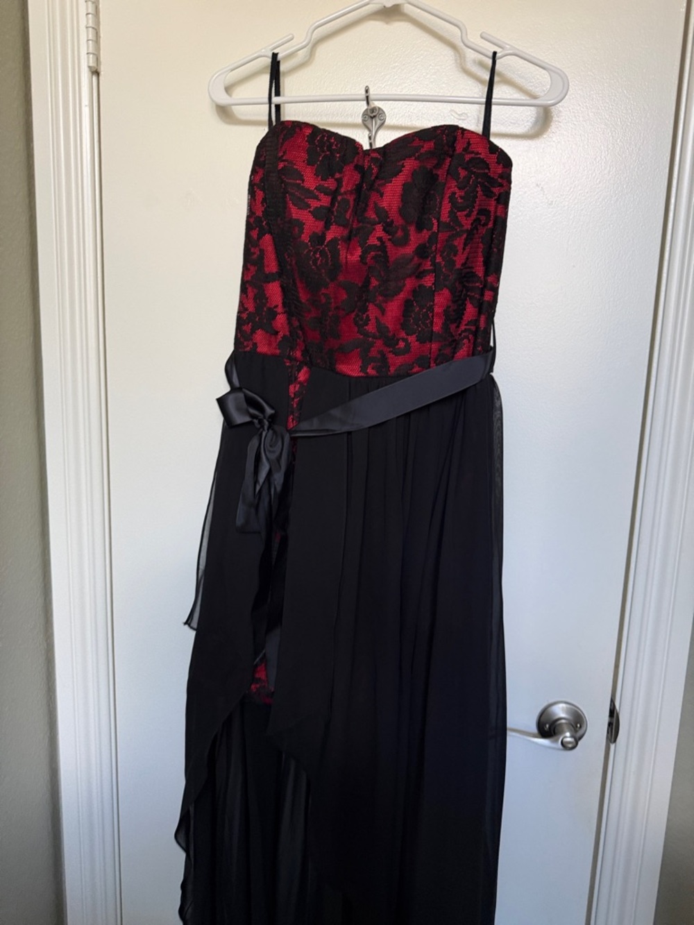 Strapless Red and Black Lace Evening Dress